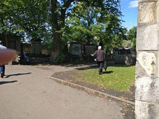 Main public entrance to Greyfriars Kirkyard